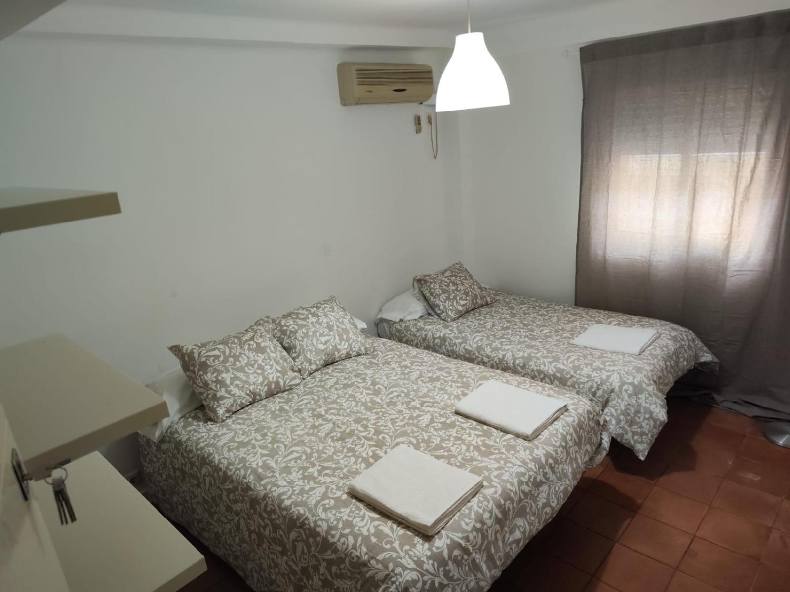 Vts Los Remedios Lägenhet Sevilla Exteriör bild