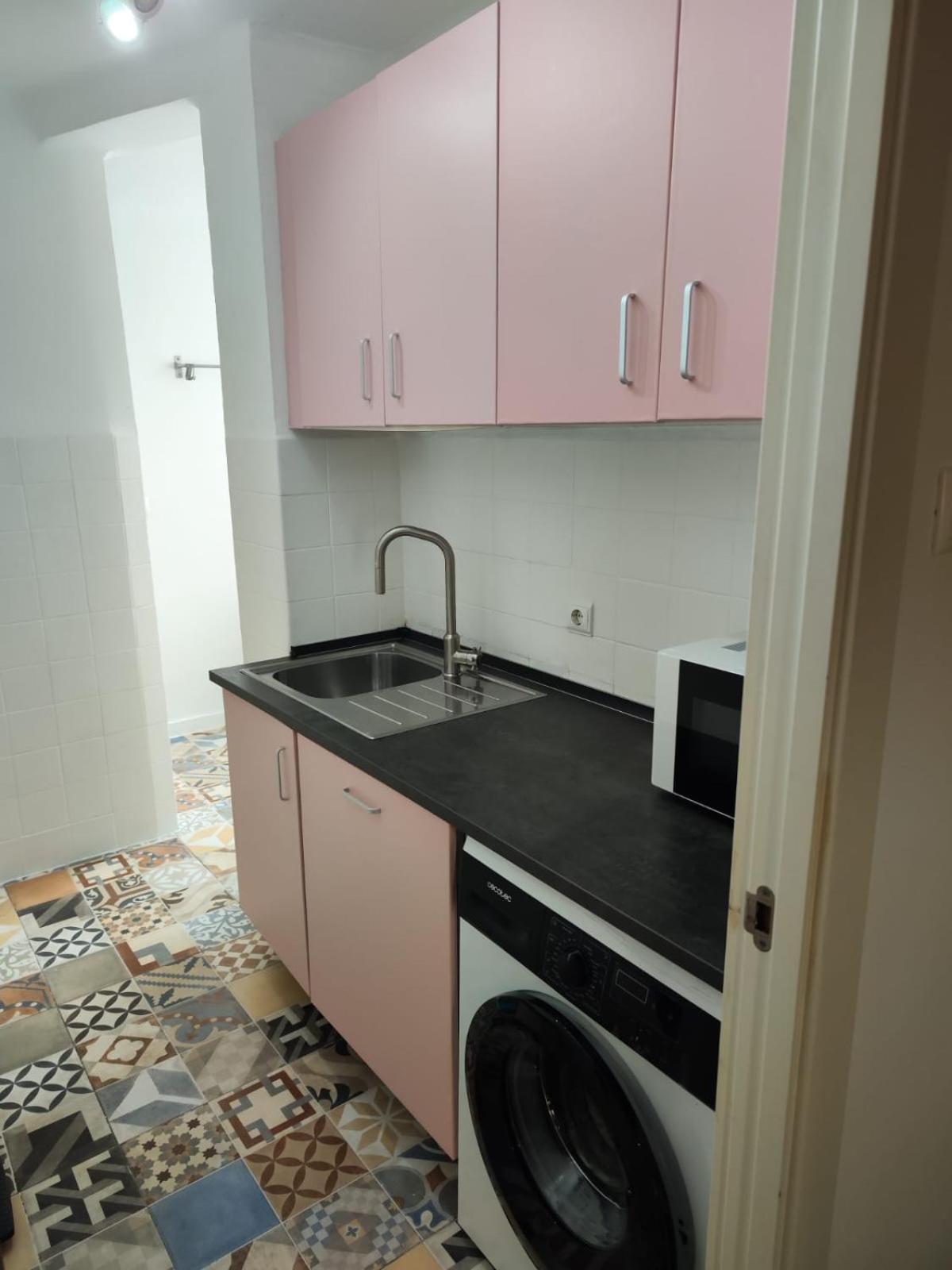 Vts Los Remedios Lägenhet Sevilla Exteriör bild